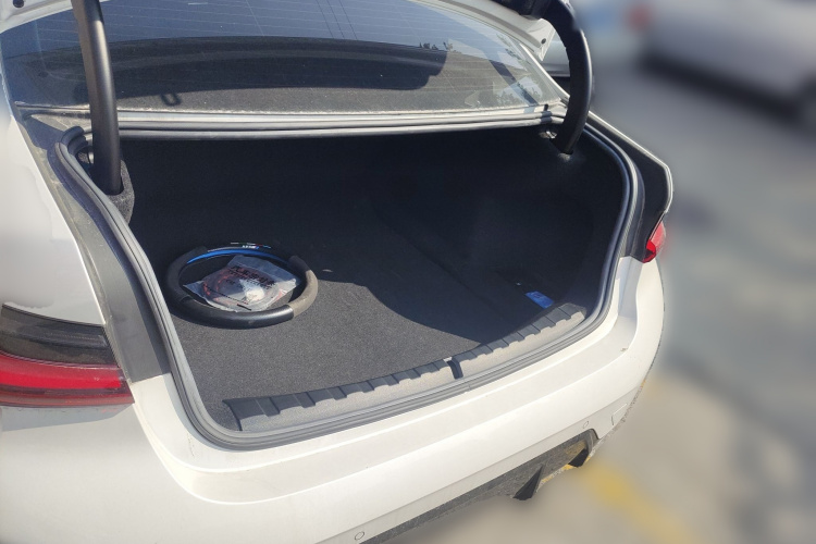 宝马3系 2023款 325i M运动套装局部细节23