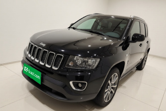 Jeep 指南者(进口) 2014款 2.4L 四驱豪华导航版
