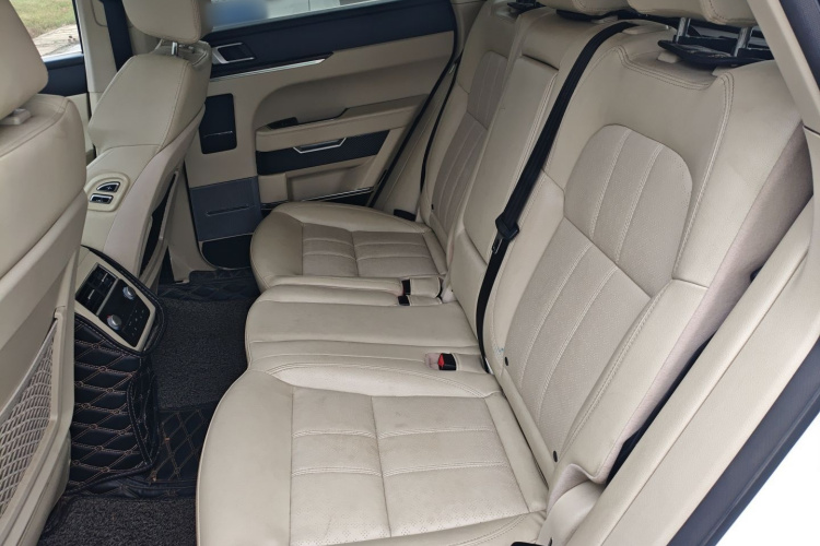 众泰T700 2017款 1.8T 双离合尊贵型中控内饰21