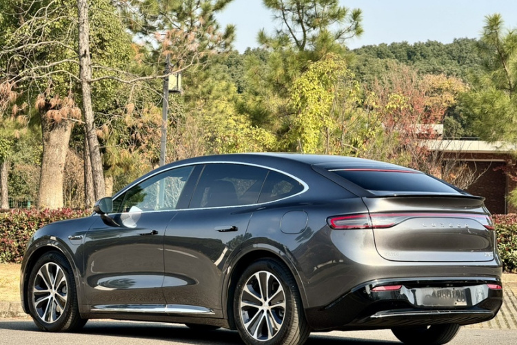 鸿蒙智行 智界R7 2024款 纯电 802km Max车身外观6004