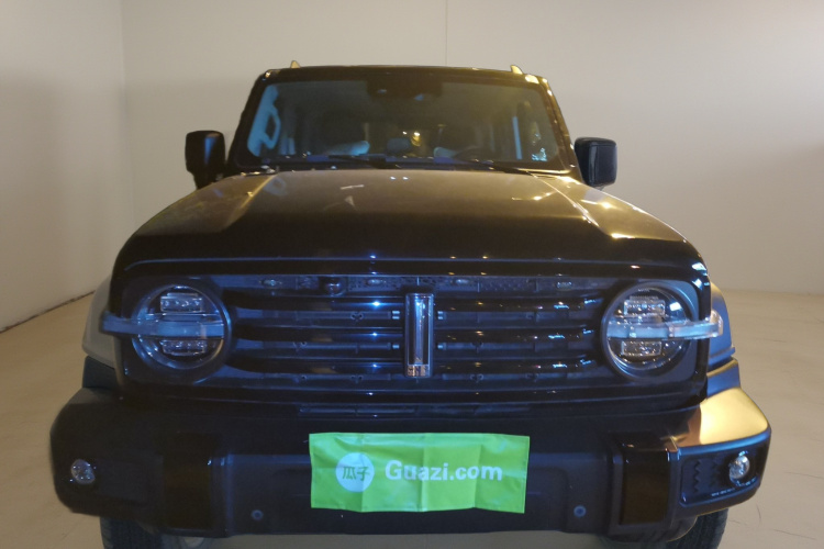 坦克300 2021款 越野版 2.0T 挑战者车身外观2