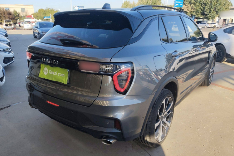 领克01 2021款 2.0TD 四驱劲Halo车身外观7