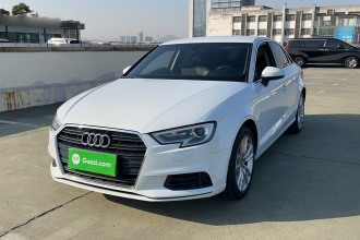 奥迪A3 2018款 30周年年型 Limousine 35 TFSI 进取型