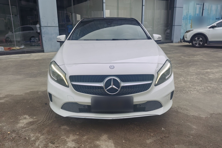 奔驰A级(进口) 2016款 A 200 时尚型车身外观6004