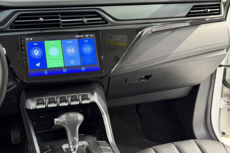 福特 2020款 领界S EcoBoost 145 CVT精领型中控内饰7010