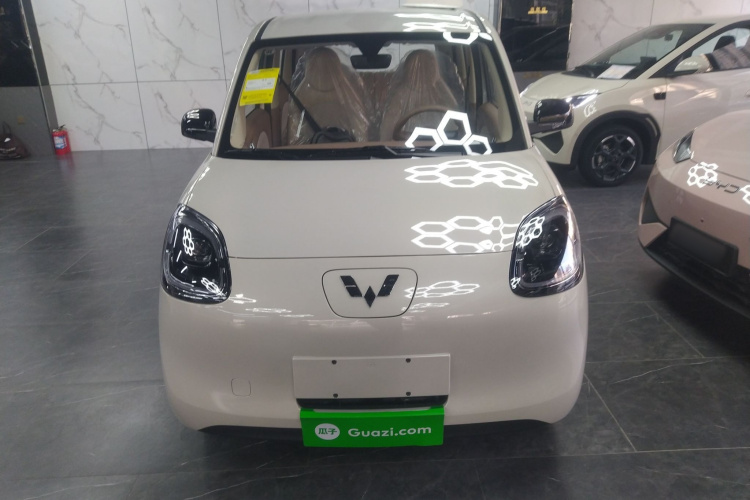 五菱汽车 宏光MINIEV 2025款 四门版 进阶款车身外观2