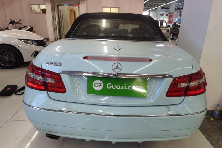 奔驰E级(进口) 2011款 E 260 CGI 敞篷版车身外观6