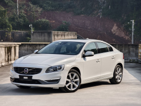 沃尔沃S60 2017款 S60L T5 智驭版