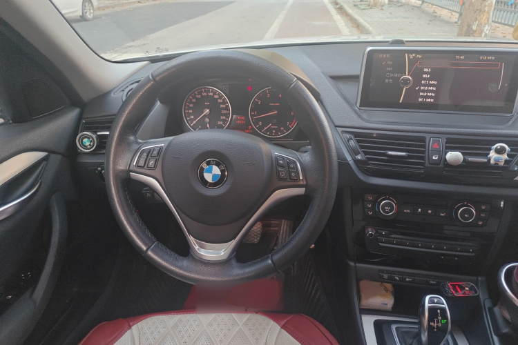 宝马X1 2014款 sDrive18i 领先型局部细节13