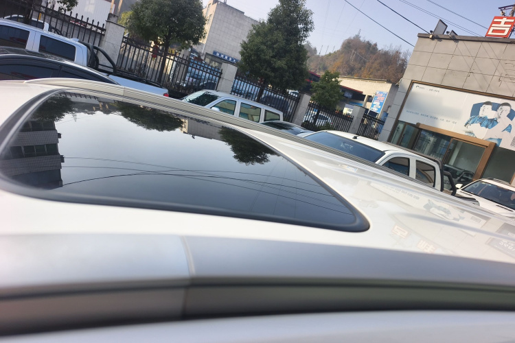 长安CS75 2016款 1.8T 自动精英型 国V局部细节57