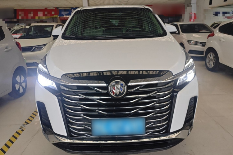 别克GL8 2023款 改款 陆上公务舱 豪华型车身外观2