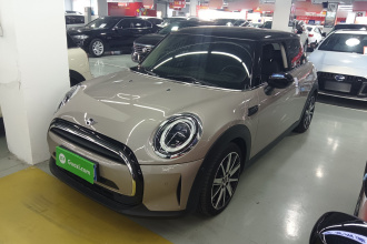 MINI 2023款 改款 1.5T COOPER 艺术家
