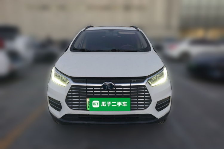 比亚迪 元新能源 2018款 EV360 智联炫酷型车身外观6001