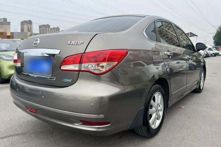 日产 轩逸 2016款 经典 1.6XE 手动领先版车身外观6005