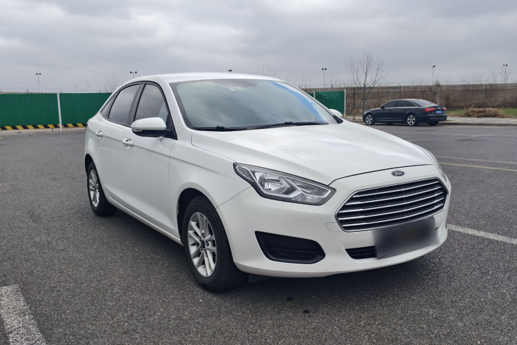 福特 福睿斯 2019款 改款 1.5L 自动质享型（胎压监测） 国VI车身外观6004