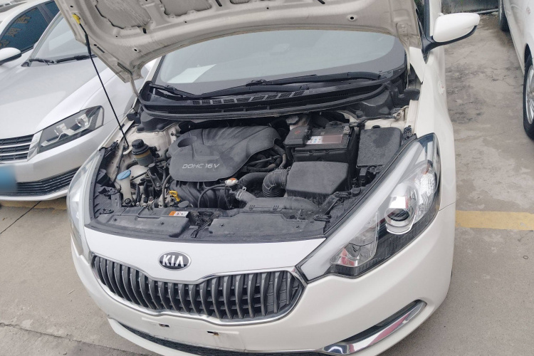 起亚K3 2013款 1.6L 自动GL局部细节24