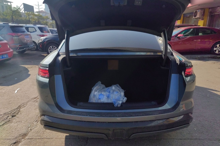 比亚迪 汉L 2025款 EV 701KM激光雷达旗舰型局部细节23