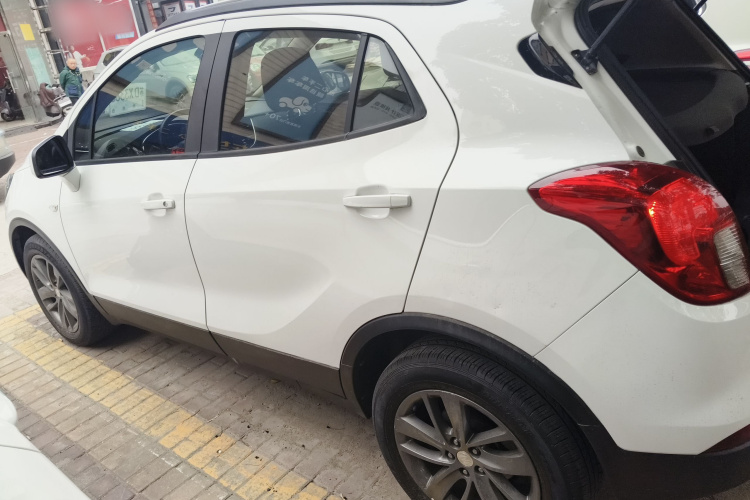 别克 昂科拉 2018款 18T 自动两驱都市领先型车身外观4