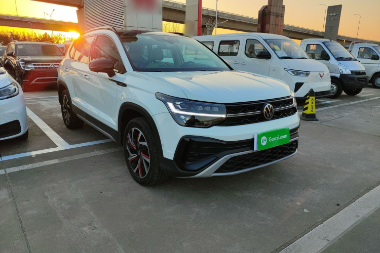 大众 途岳 2024款 300TSI 两驱月尊版车身外观3