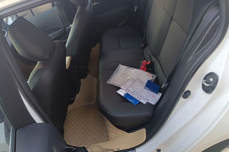 丰田 卡罗拉 2024款 1.8L 智能电混双擎 精英版中控内饰21