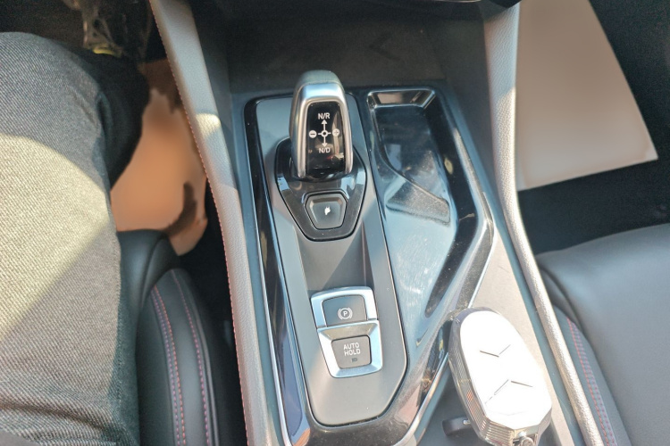 领克02 2019款 高能版 2.0T 自动两驱耀Pro版 国VI局部细节18