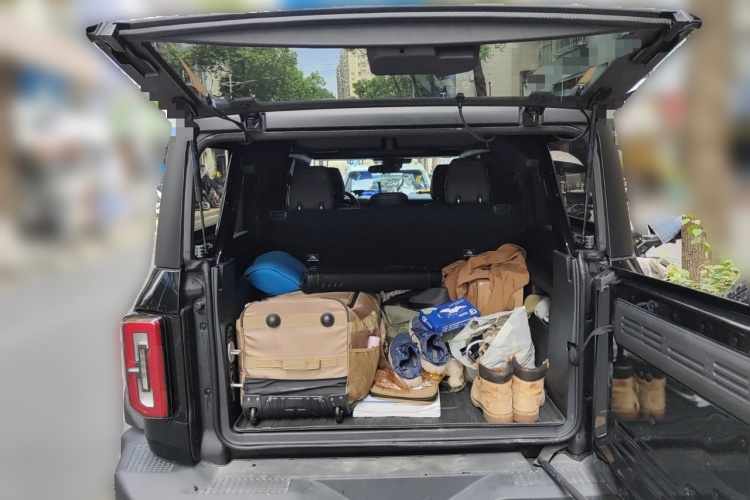 福特烈马 2024款 2.3T 墨钻中控内饰23