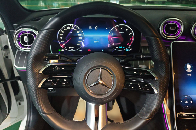奔驰C级 2022款 改款 C 260 L 运动版中控内饰13