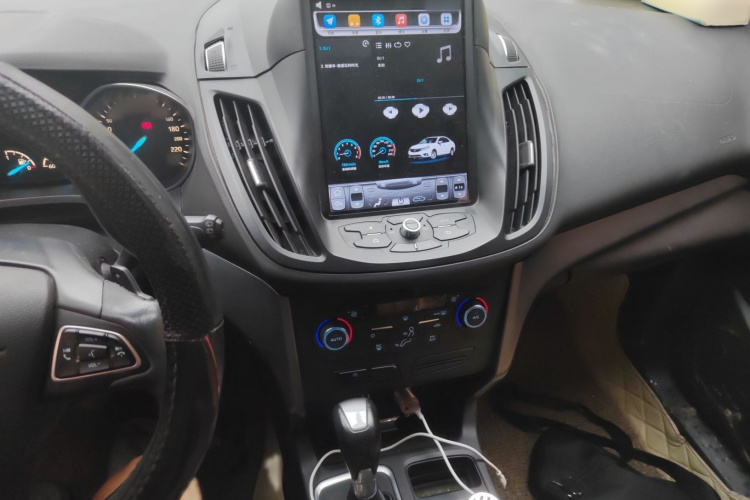 福特 翼虎 2017款 EcoBoost 180 两驱虎跃型局部细节16