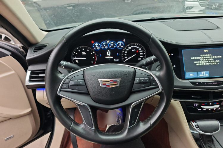 凯迪拉克CT6 2016款 28T 时尚型中控内饰13