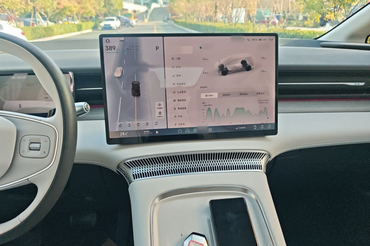 小鹏X9 2025款 740超长续航 Max局部细节16