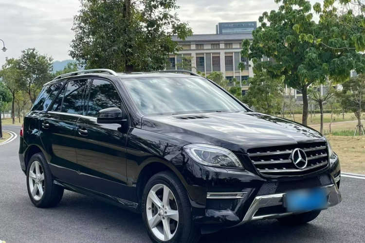 奔驰M级 2015款 ML 320 4MATIC车身外观6001