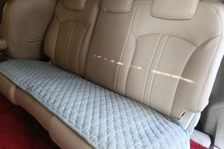 上汽大通MAXUS 大通G10 2014款 2.0T 自动精英版中控内饰7004