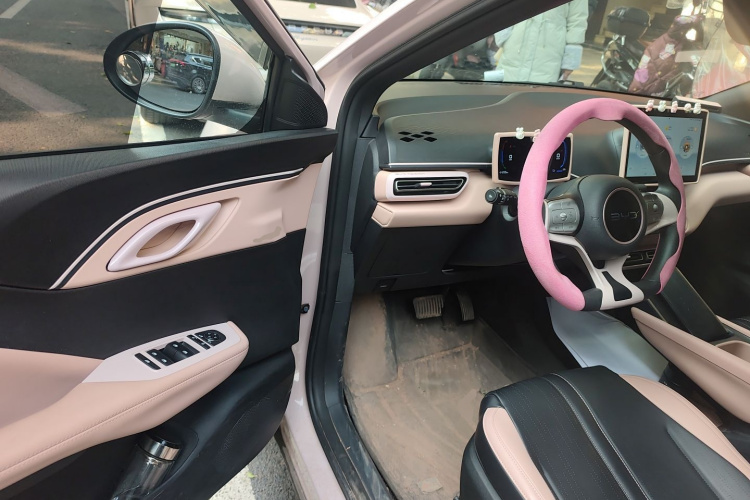 比亚迪 海鸥 2024款 荣耀版 305km 活力版中控内饰20