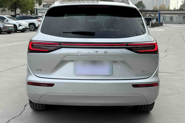 鸿蒙智行 问界M7 2024款 1.5T 后驱Plus版 5座车身外观6006