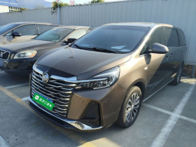 别克GL8 2023款 陆上公务舱 舒适型