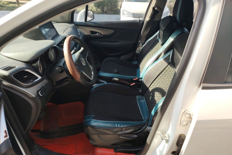 别克 昂科拉 2015款 1.4T 自动两驱都市精英型中控内饰19