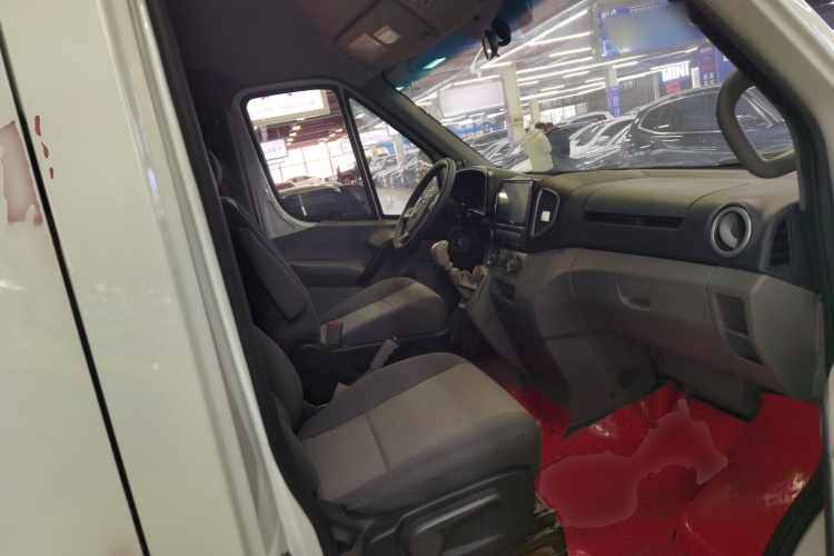 江汽集团 星锐 2022款 2.0T节油王PLUS快运版中轴5-6座HFC4DB3-2E4局部细节41