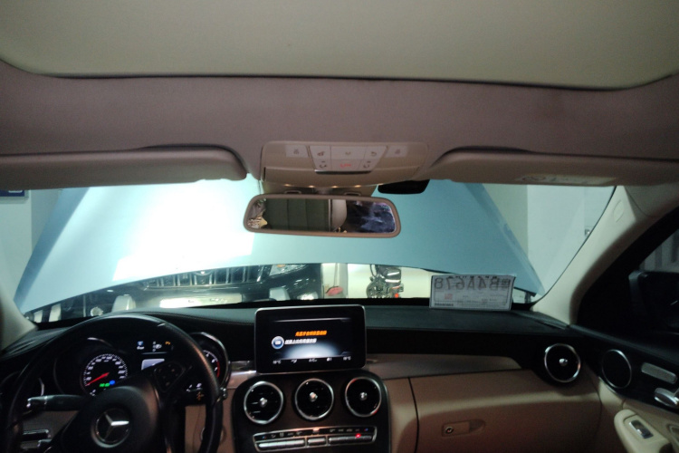 奔驰C级 2015款 C 260 L 运动型局部细节22