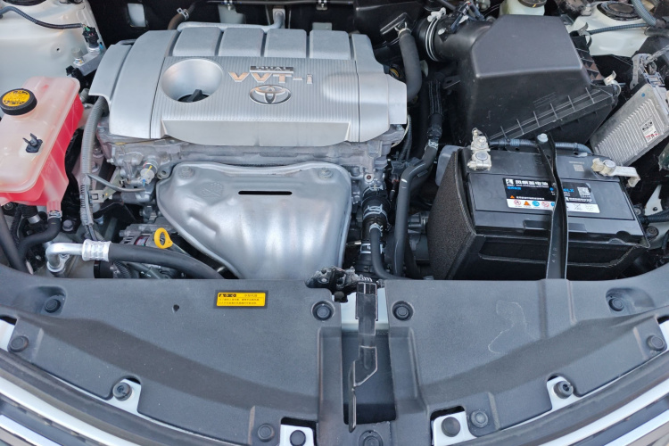 丰田 RAV4荣放 2015款 2.5L 自动四驱精英版局部细节24