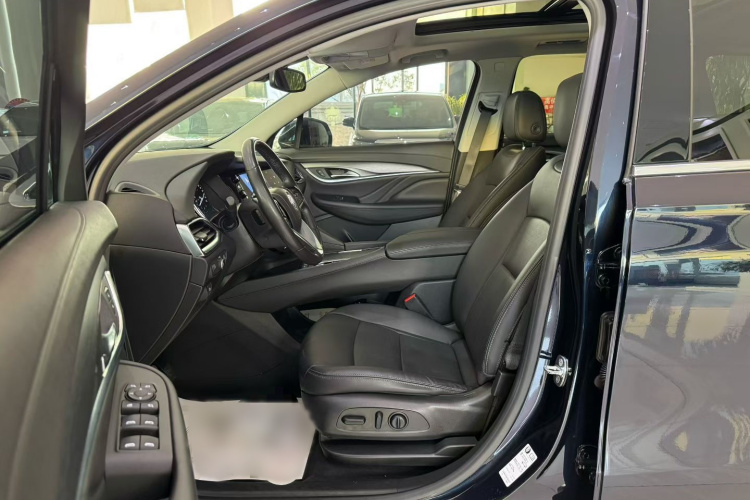 别克 昂科旗 2020款 28T 四驱尊贵型中控内饰7002