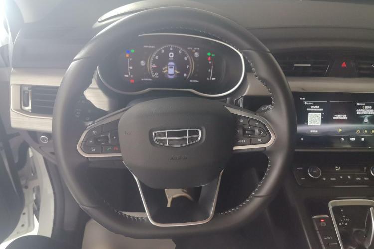 吉利汽车 博越 2021款 百万款 1.8TD DCT两驱豪华型中控内饰13