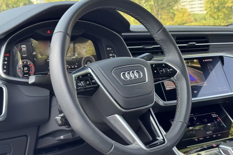 奥迪A6L 2023款 改款 45 TFSI 臻选动感型中控内饰7001