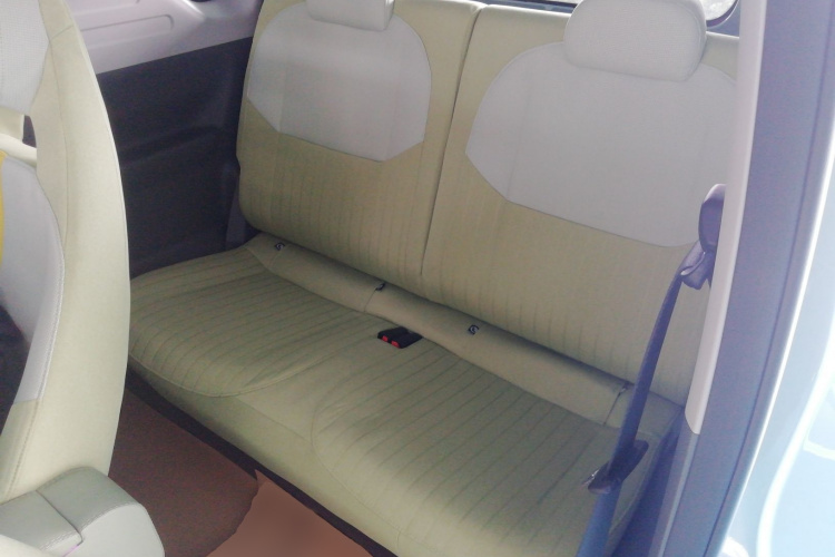 吉利银河 2024款 熊猫mini 200km 耐力熊中控内饰21