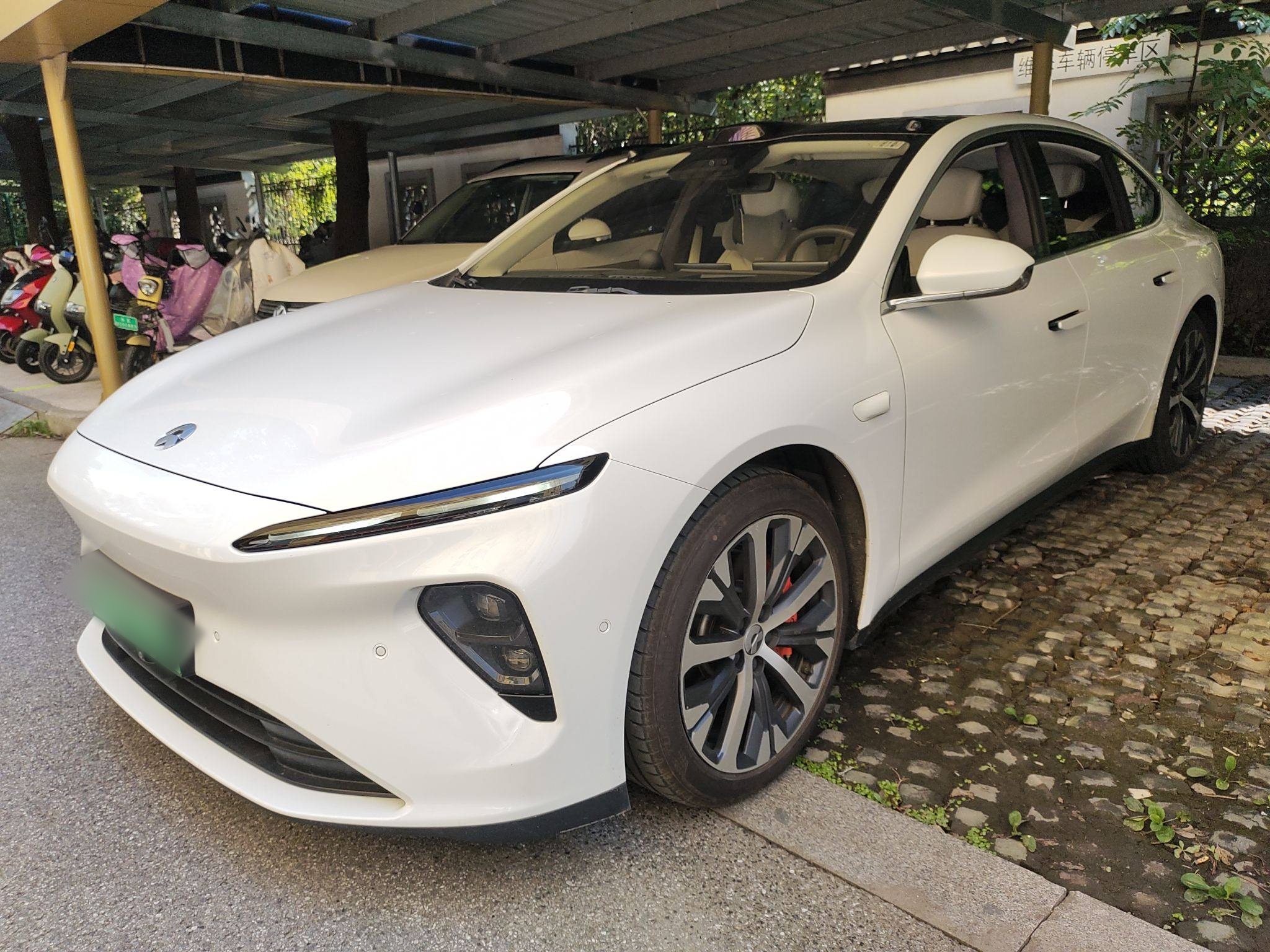 蔚来ET7 2022款 100kWh