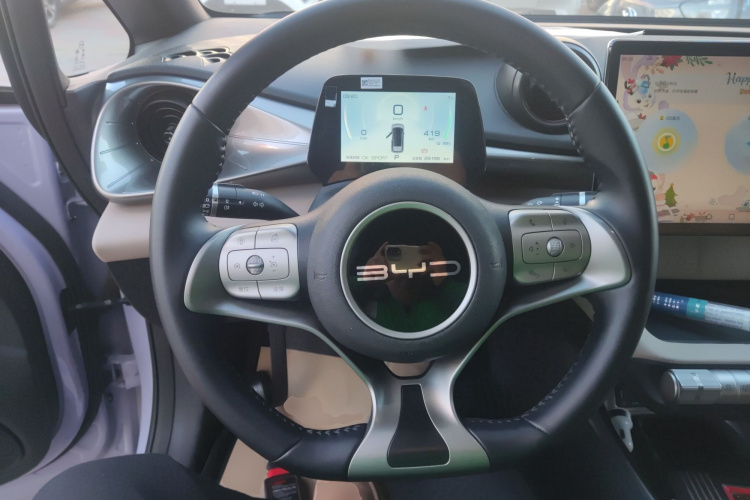 比亚迪 海豚 2023款 420km 时尚版中控内饰13