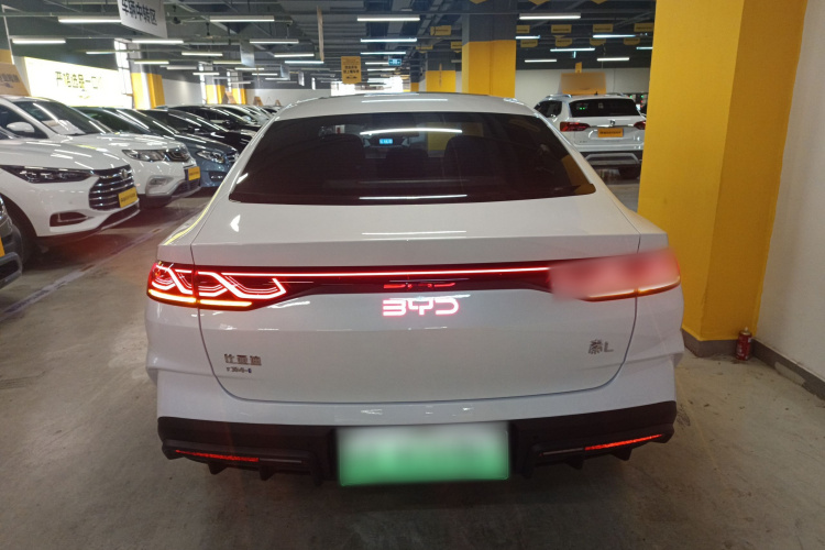 比亚迪 秦L 2024款 DM-i 120KM领先型车身外观6