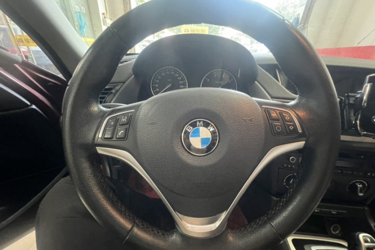 宝马X1 2014款 sDrive18i 时尚型中控内饰7001