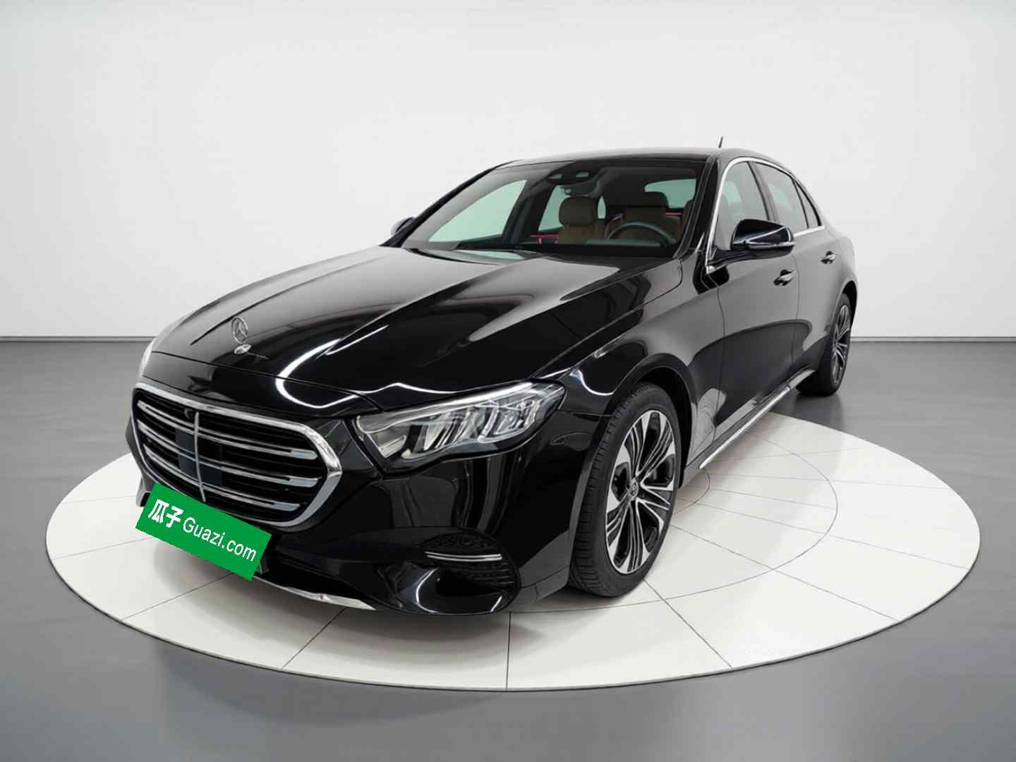 奔驰E级新能源 2024款 E 350 e L 插电式混合动力轿车(2)