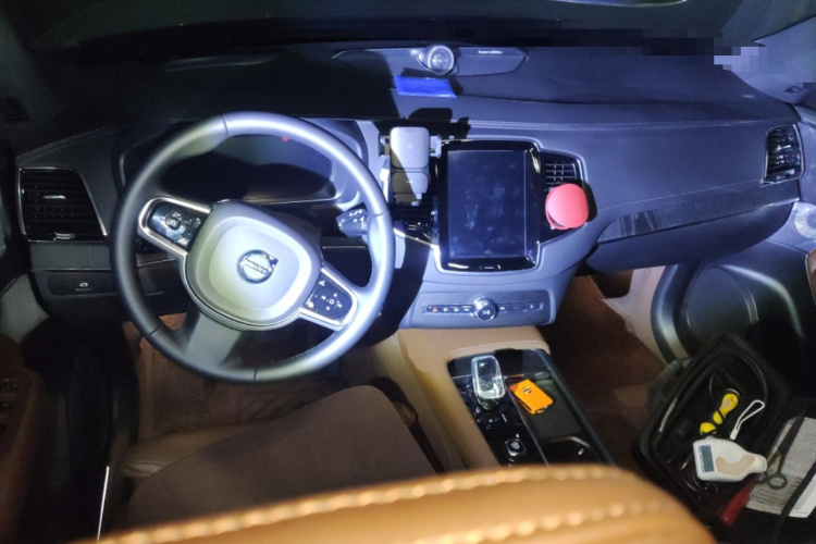 沃尔沃XC90 2024款 B6 智雅豪华版 7座中控内饰12