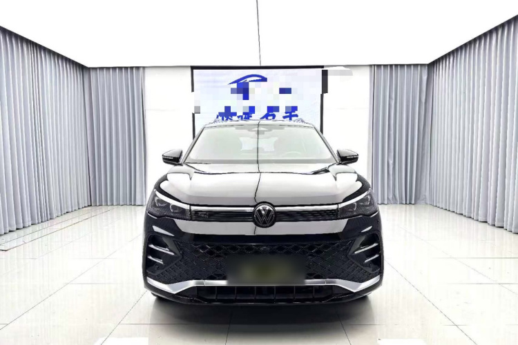 大众 途观L 2025款 PRO 380TSI 两驱 R-Line 智领版车身外观2